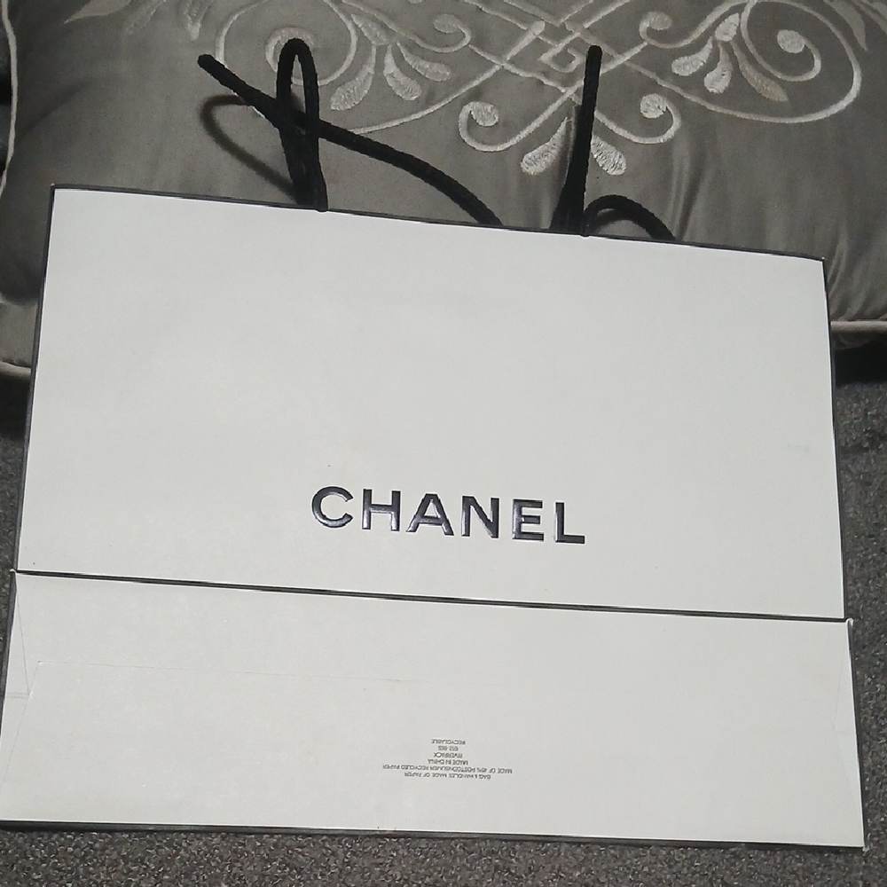 CHANEL Shopping Bag